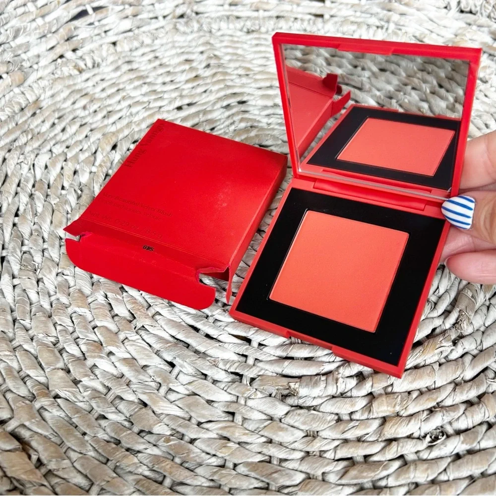 New Hung Vanngo Very Beautiful Matte Velvet Blush Legacy